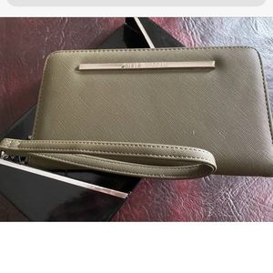Steve Madden faux leather wristlet wallet